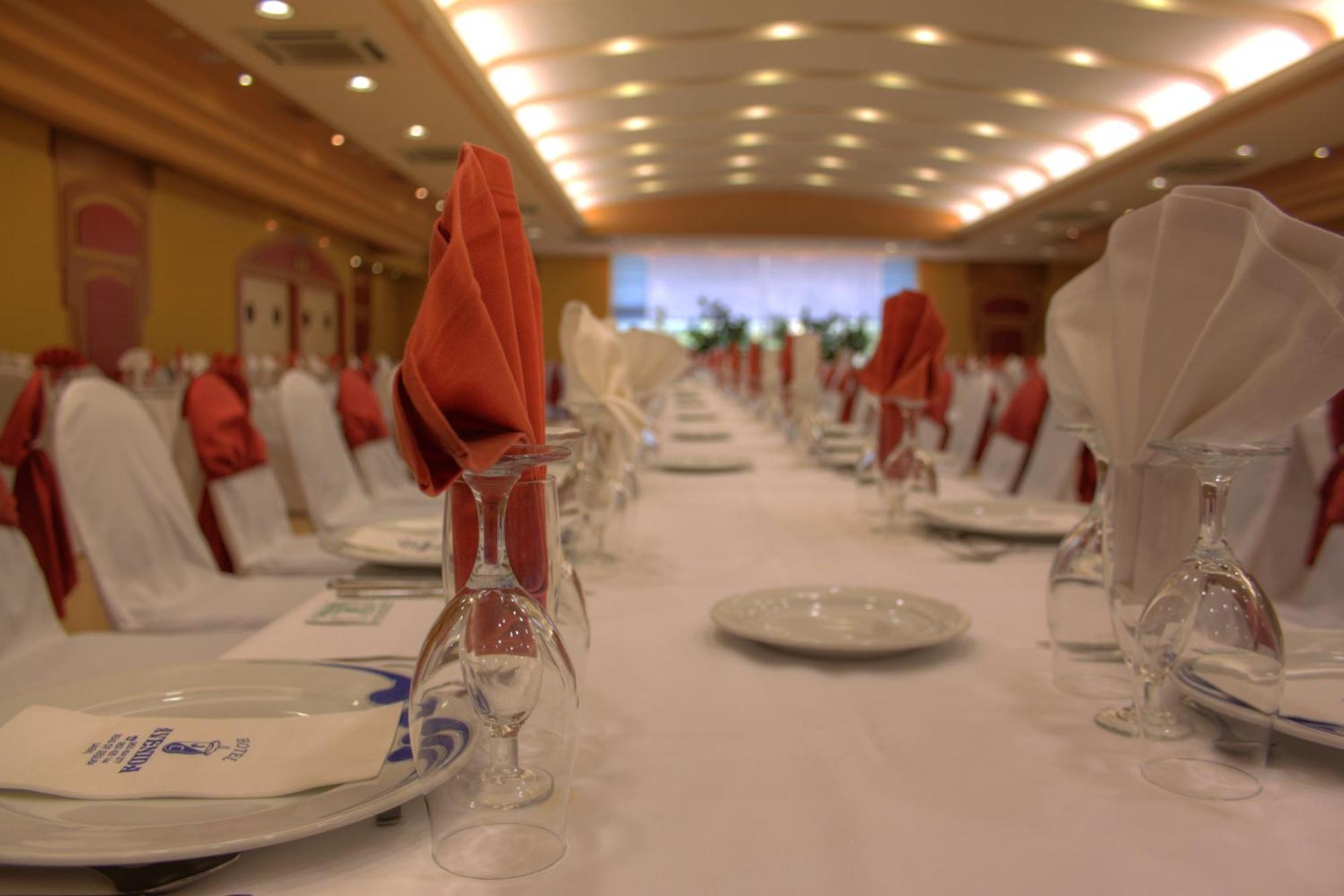Hotel Avenida Beas de Segura Eksteriør billede